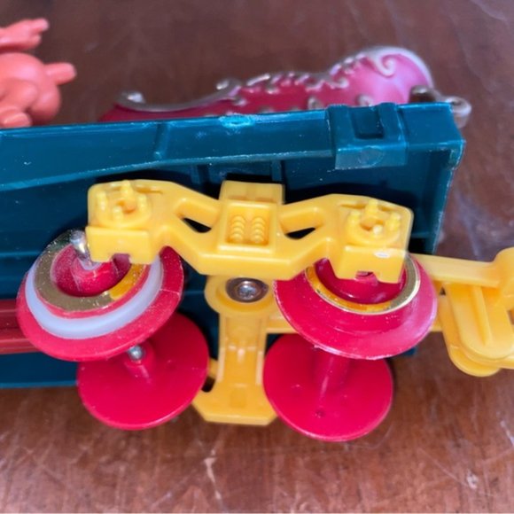 Vintage 1993 Toy State Santa Sleigh & Reindeer Train Set Car Replacement - Picture 5 of 10